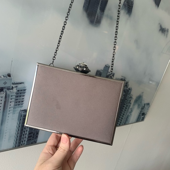 ALDO EMBELLISHED CLUTCH - Picture 4 of 9